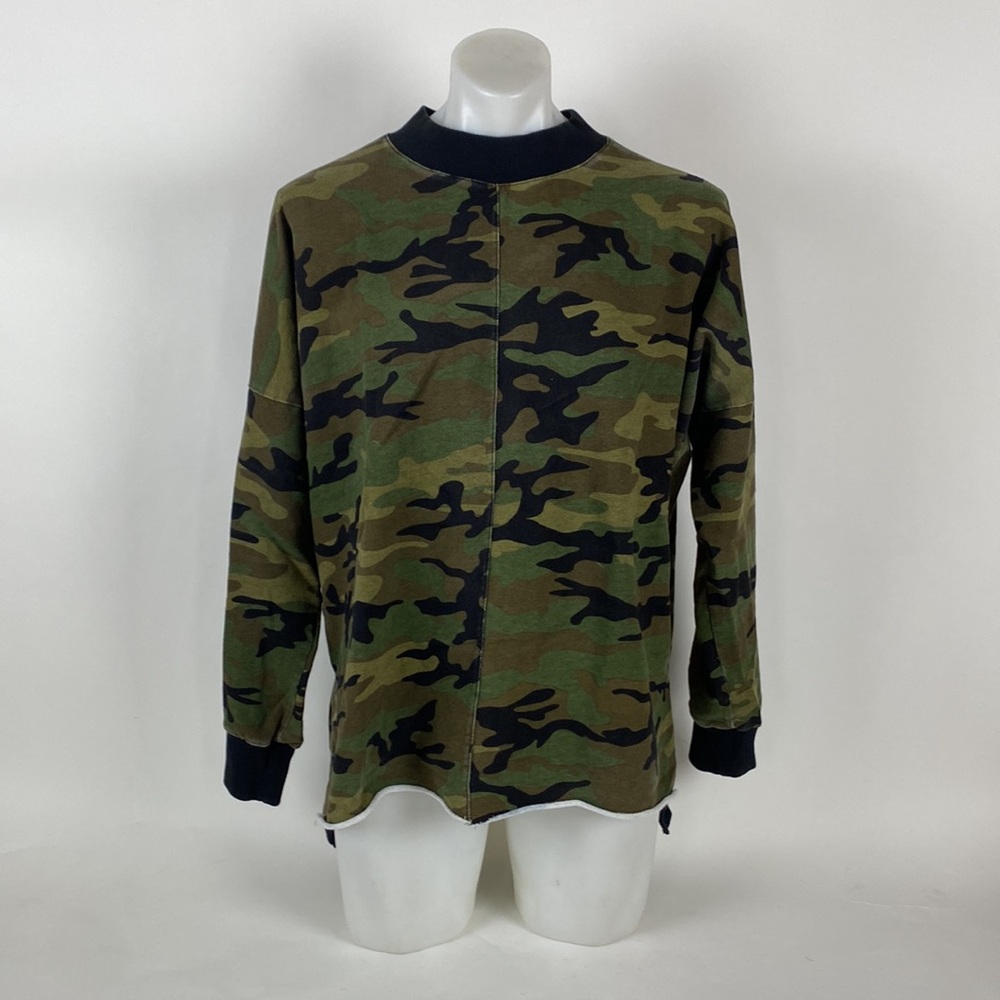 Daniel Patrick Knomadik Camo Sweatshirt Men’s Size Medium Oversized